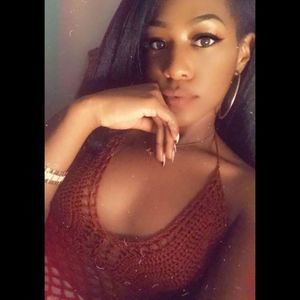 Meet your Posher, Jasmine